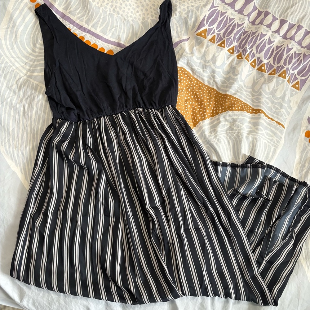 Loft Midi maternity dress - Black and White Striped